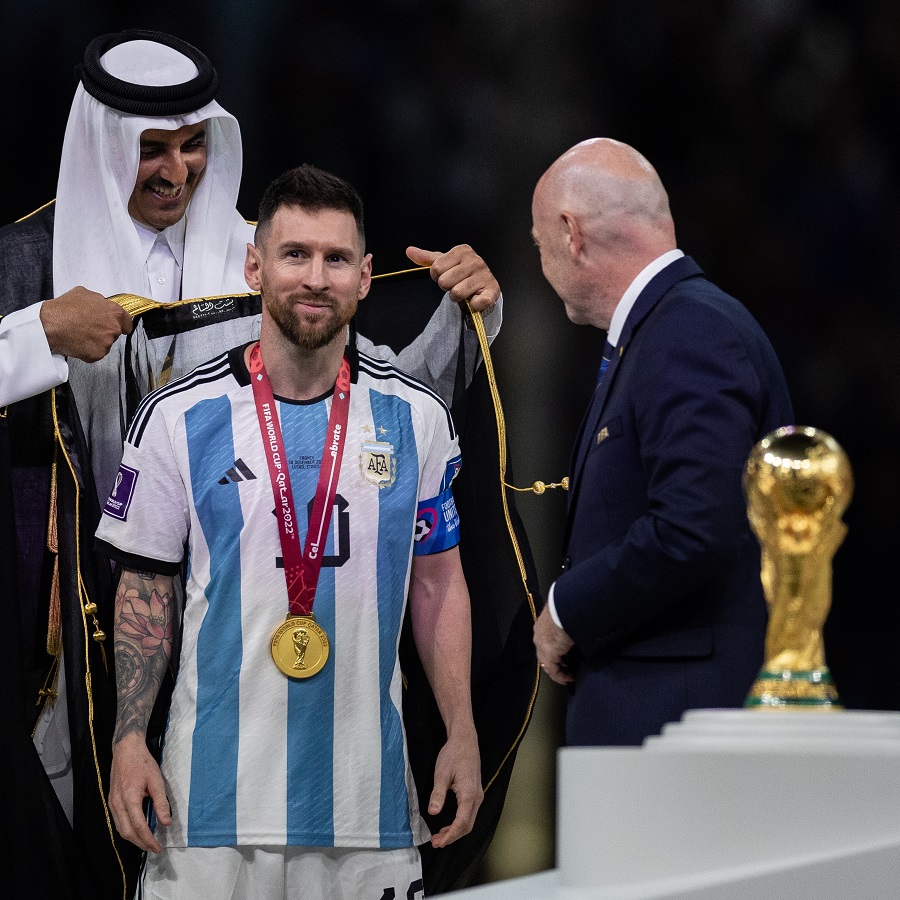 Messi, Infantino y el emir