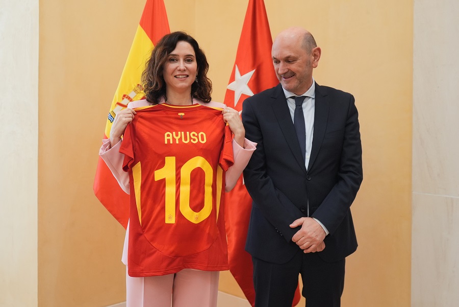 Ayuso Federación fútbol