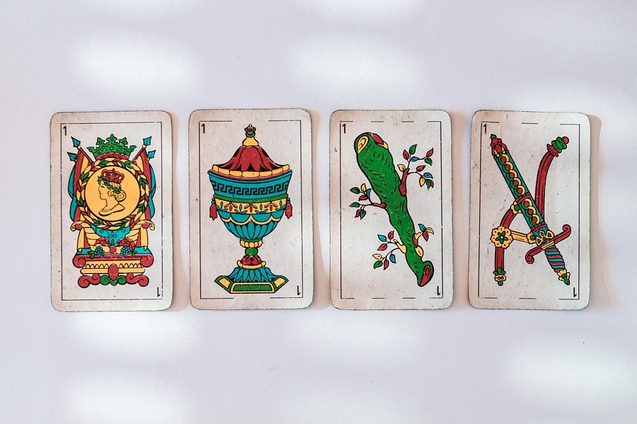 Sarriana tute