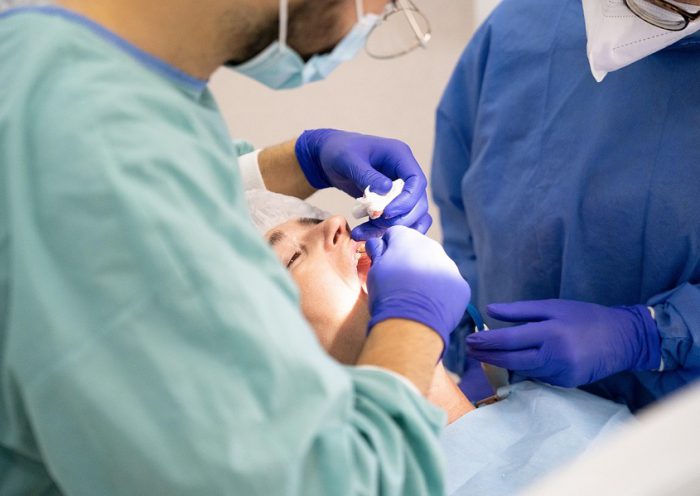 falsos dentistas
