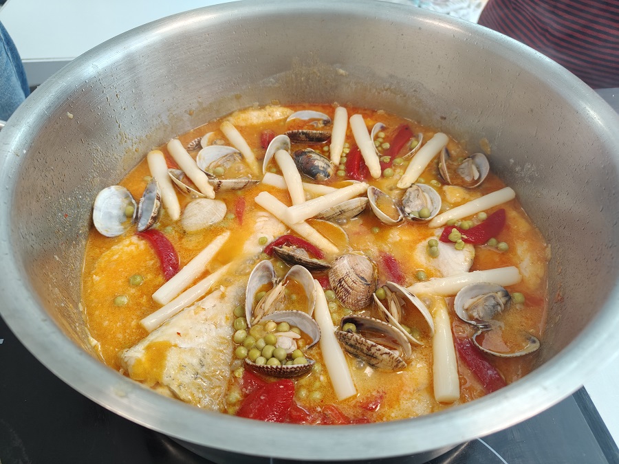 merluza a la cazuela