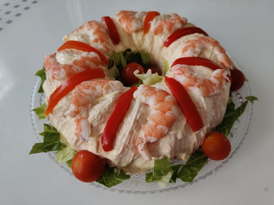 pastel de espárragos y langostinos